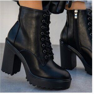 Sincerely Jules Black Lace-Up Heeled Ankle Boots, NWT, 8